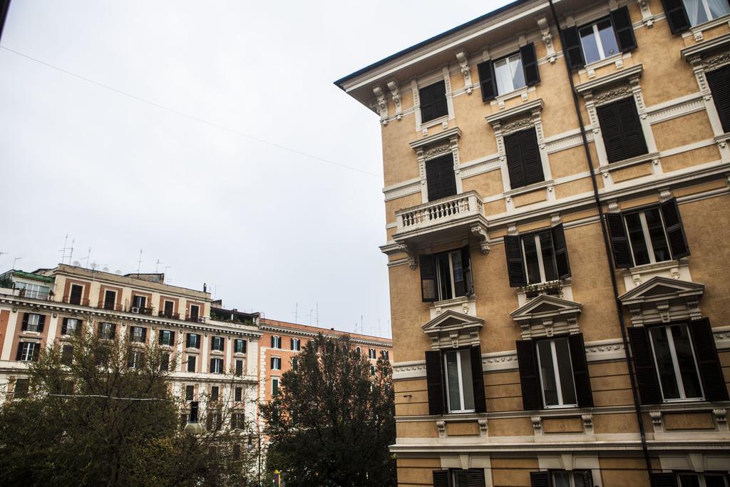 Lovely Rome Apartments - Vatican Bagian luar foto