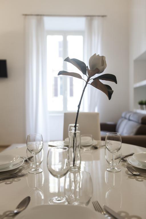 Lovely Rome Apartments - Vatican Bagian luar foto