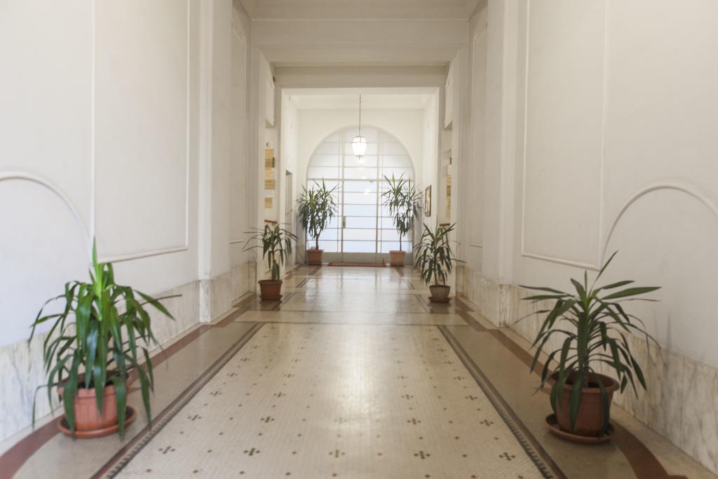Lovely Rome Apartments - Vatican Bagian luar foto